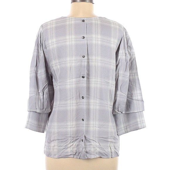 Waverly Grey 3/4 sleeve blouse - Picture 2 of 3